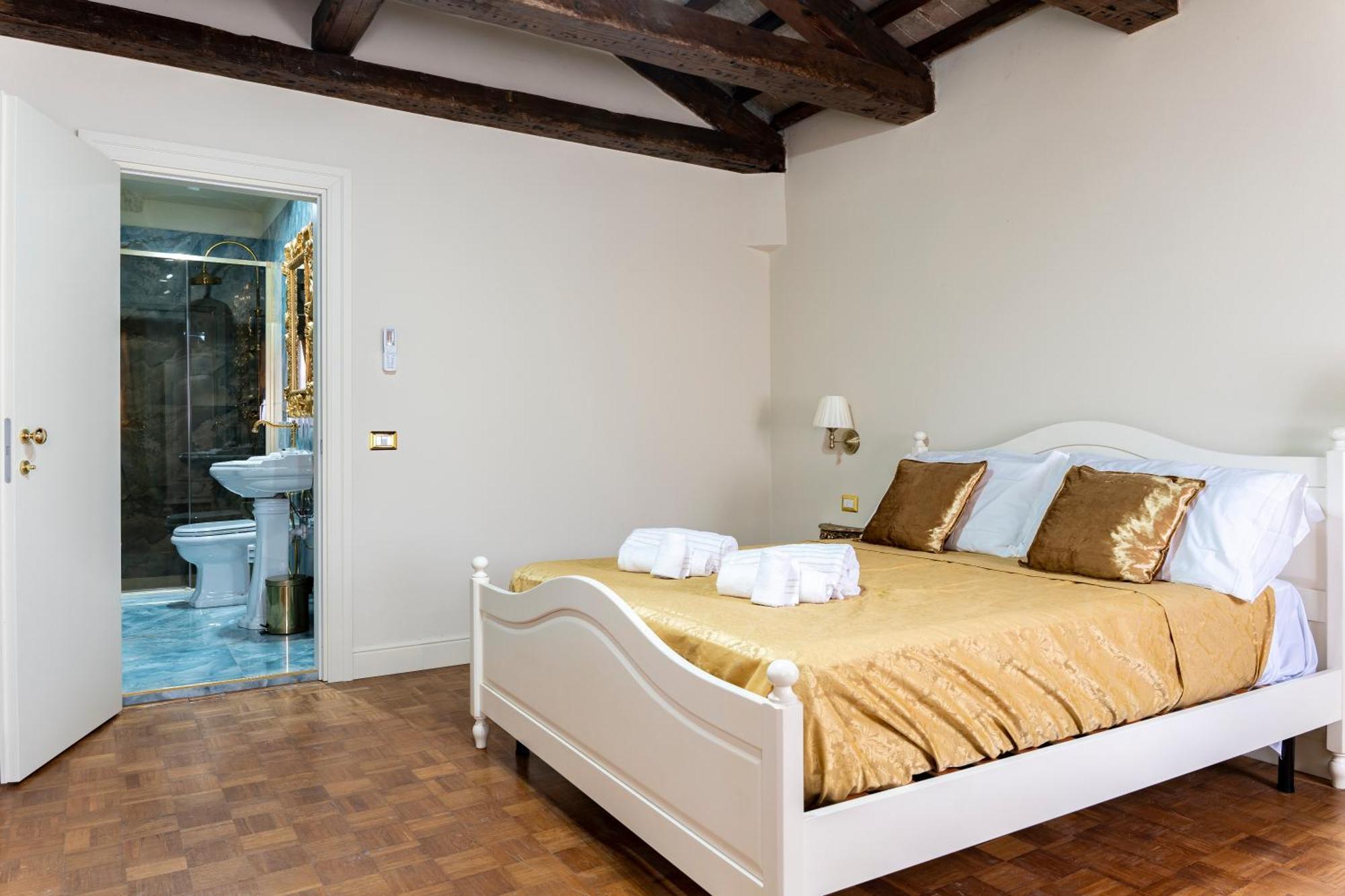 ונציה Palazzo Titti Rialto Suites מראה חיצוני תמונה
