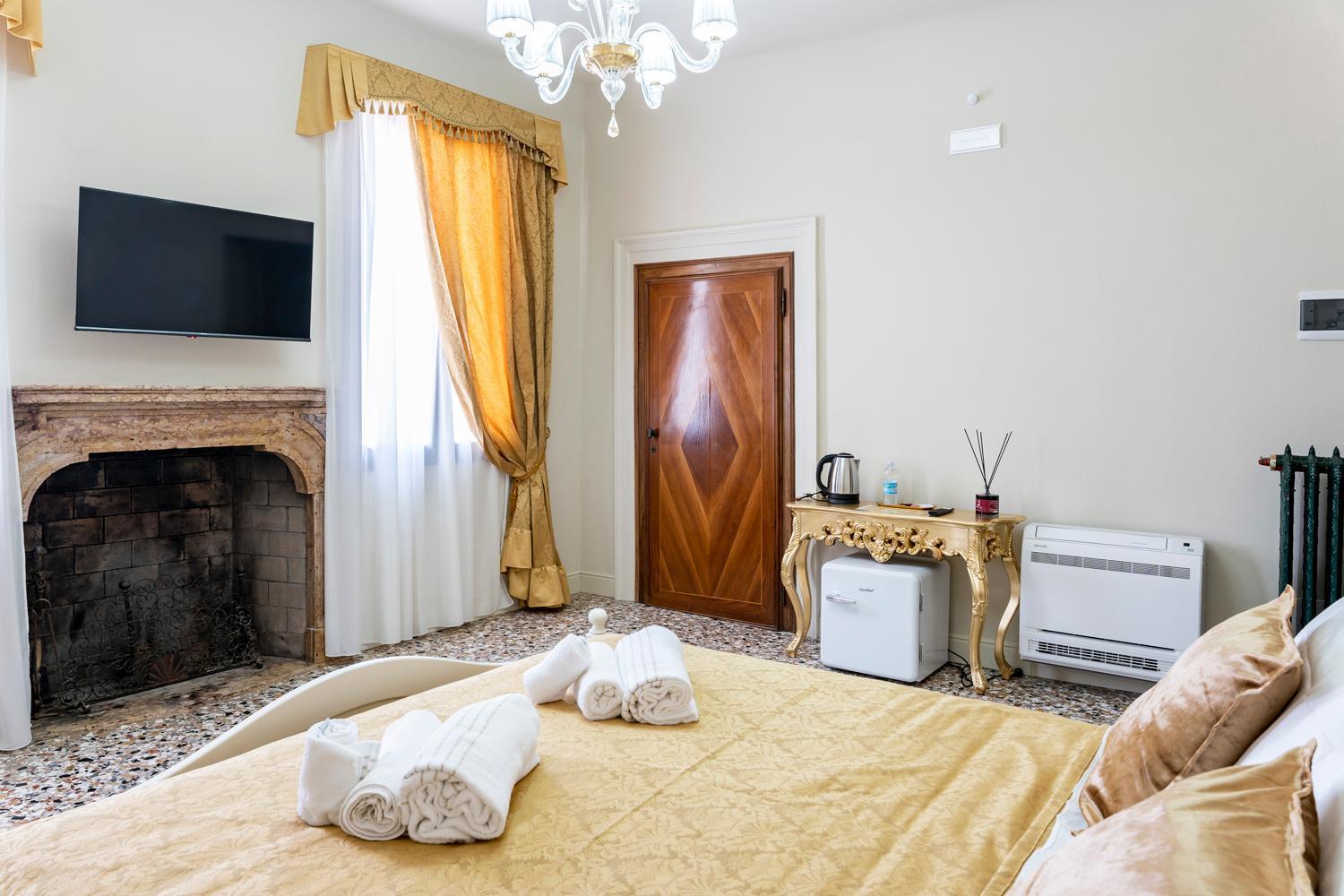 ונציה Palazzo Titti Rialto Suites מראה חיצוני תמונה