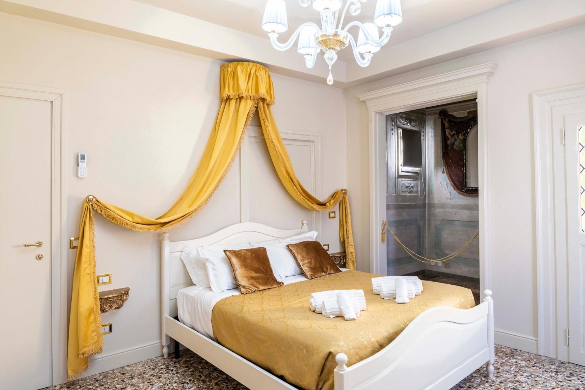ונציה Palazzo Titti Rialto Suites מראה חיצוני תמונה